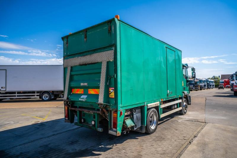 Iveco EUROCARGO 120E18 - 厢式卡车:图4 Iveco EUROCARGO 120E18 - 厢式卡车:图4