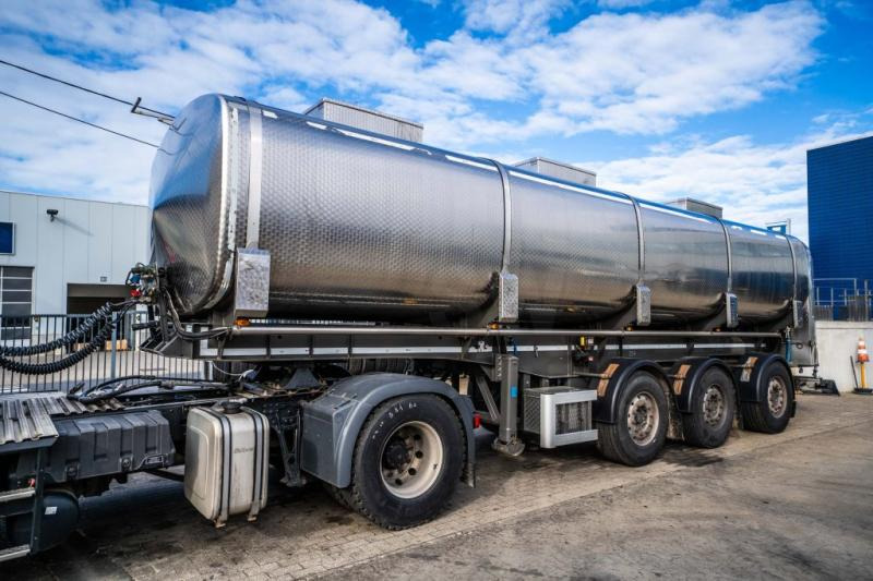 MAFA SAL 40.24/95e -INOX-29.000 L (no pump) - 液罐半拖车:图1 MAFA SAL 40.24/95e -INOX-29.000 L (no pump) - 液罐半拖车:图1