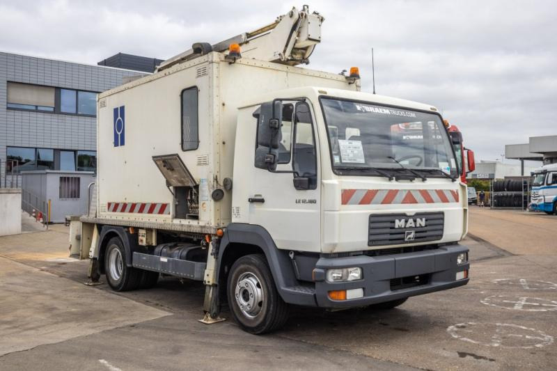 MAN LE 12.180 - COMILEV EN170TPC - 车载空中平台:图2 MAN LE 12.180 - COMILEV EN170TPC - 车载空中平台:图2