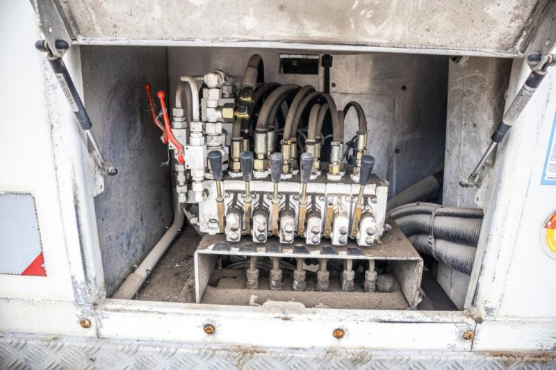 车载空中平台 MAN LE 12.180 - COMILEV EN170TPC:图10 车载空中平台 MAN LE 12.180 - COMILEV EN170TPC:图10