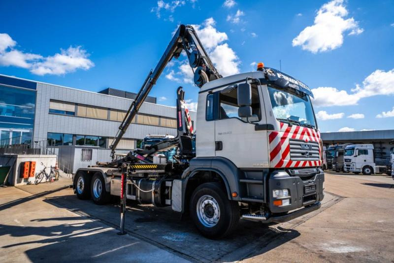 MAN TGA 26.320 BL -6X2-4+HIAB 122 E3 HIDUO - 吊钩升降车, 起重车:图2 MAN TGA 26.320 BL -6X2-4+HIAB 122 E3 HIDUO - 吊钩升降车, 起重车:图2