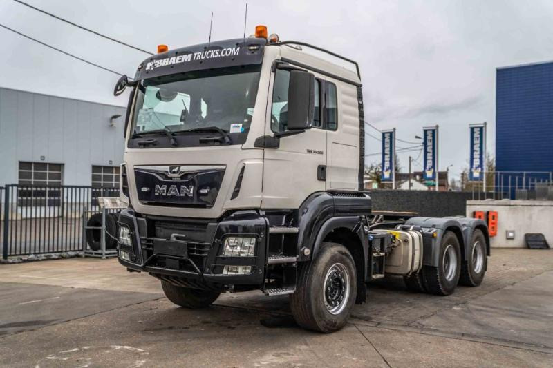 MAN TGS 33.500 BLS - 277.495 KM - 牵引车:图1 MAN TGS 33.500 BLS - 277.495 KM - 牵引车:图1