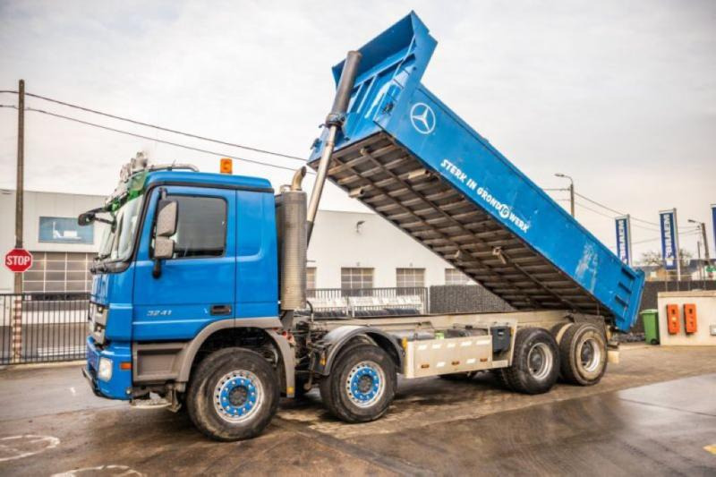 Mercedes ACTROS 3241 K-MP3-8X4 - 翻斗车:图1 Mercedes ACTROS 3241 K-MP3-8X4 - 翻斗车:图1