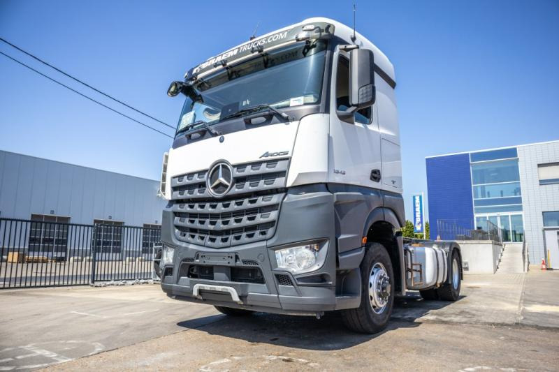 Mercedes AROCS 1845 HAD - 4X4 + HYDR. - 牵引车:图1 Mercedes AROCS 1845 HAD - 4X4 + HYDR. - 牵引车:图1
