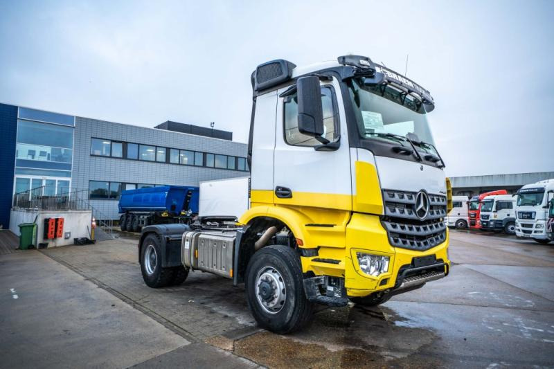 Mercedes AROCS 2045 AS (cardan) - 牵引车:图2 Mercedes AROCS 2045 AS (cardan) - 牵引车:图2