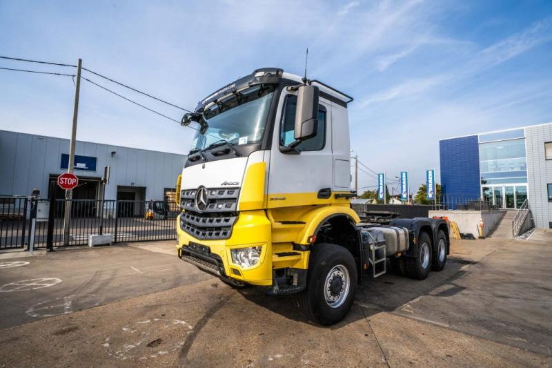 Mercedes AROCS 3345 AS - 牵引车:图1 Mercedes AROCS 3345 AS - 牵引车:图1