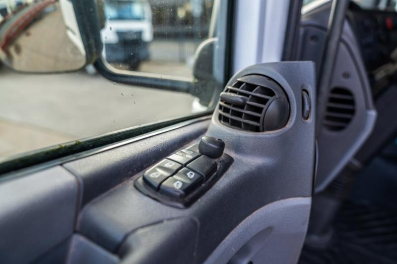 Mercedes AXOR 2529 L - EFFER 250/4S+JIB 租赁 Mercedes AXOR 2529 L - EFFER 250/4S+JIB:图9 Mercedes AXOR 2529 L - EFFER 250/4S+JIB 租赁 Mercedes AXOR 2529 L - EFFER 250/4S+JIB:图9