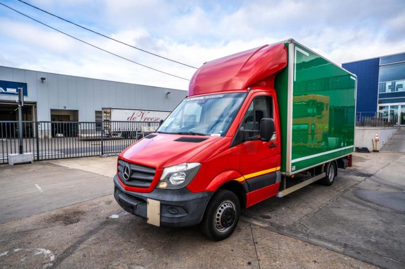 Mercedes SPRINTER 516 CDI - 无侧窗厢式货车:图1 Mercedes SPRINTER 516 CDI - 无侧窗厢式货车:图1