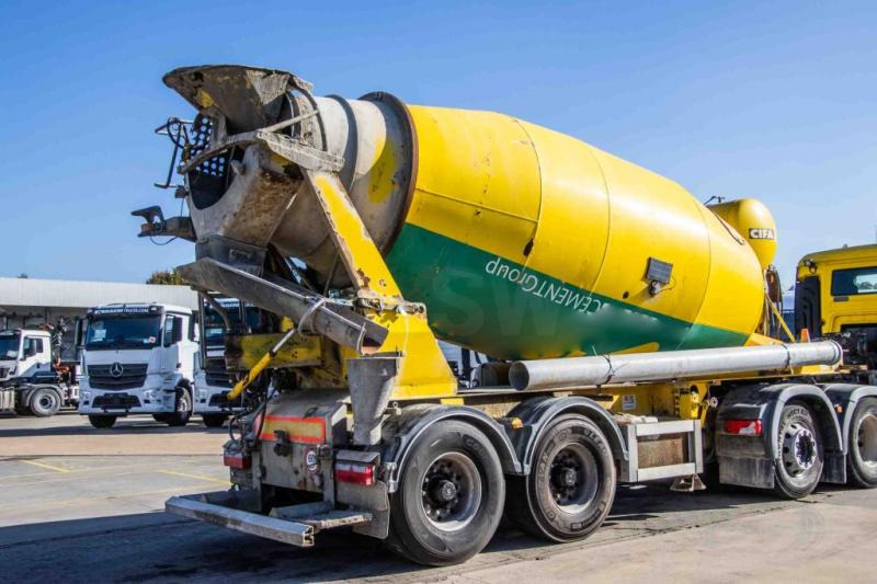 Mol MOL-BETON MIXER/MALAXEUR/MISCHER 10M3 - 混凝土搅拌半拖车:图4 Mol MOL-BETON MIXER/MALAXEUR/MISCHER 10M3 - 混凝土搅拌半拖车:图4
