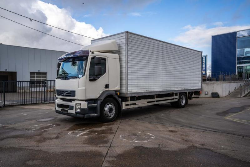 Volvo FL 260 (19t) +DHOLLANDIA 2T. - 厢式卡车:图1 Volvo FL 260 (19t) +DHOLLANDIA 2T. - 厢式卡车:图1