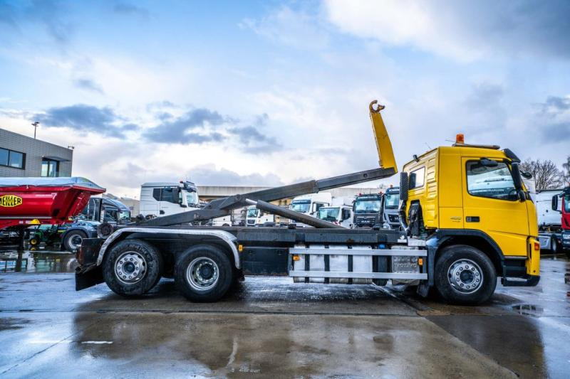 Volvo FM400-6x2-E5 + VDL 20 T. - 吊钩升降车:图3 Volvo FM400-6x2-E5 + VDL 20 T. - 吊钩升降车:图3