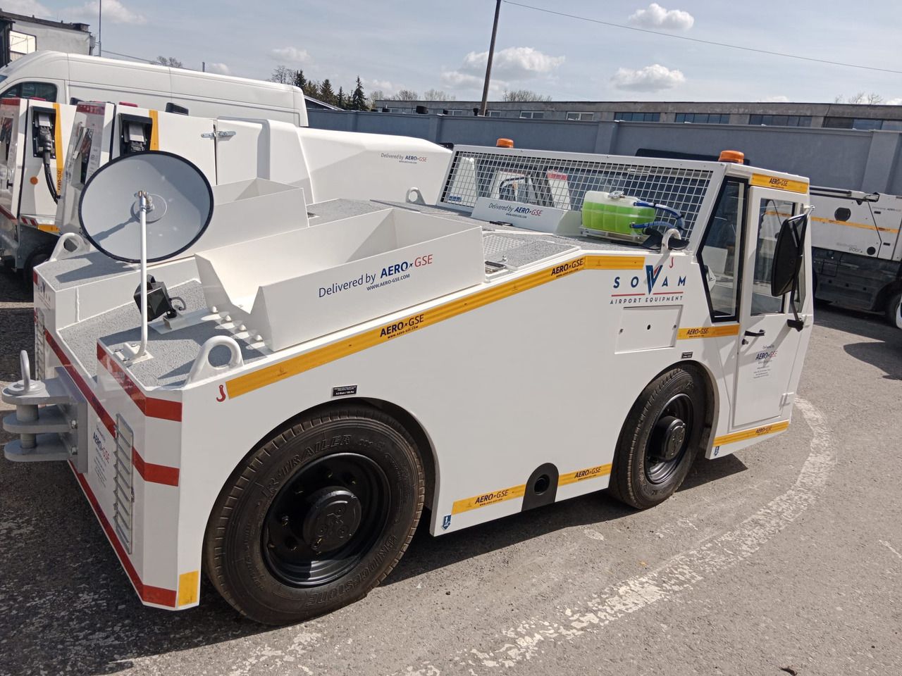 SOVAM K100 FOR RENT - 后推牵引车:图2 SOVAM K100 FOR RENT - 后推牵引车:图2