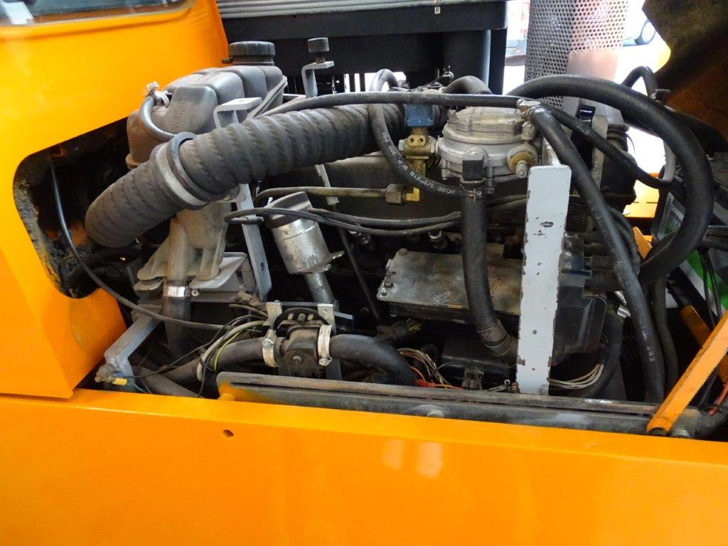 四向前移式叉车 Hubtex DQ45-G - TRIPLEX:图9 四向前移式叉车 Hubtex DQ45-G - TRIPLEX:图9