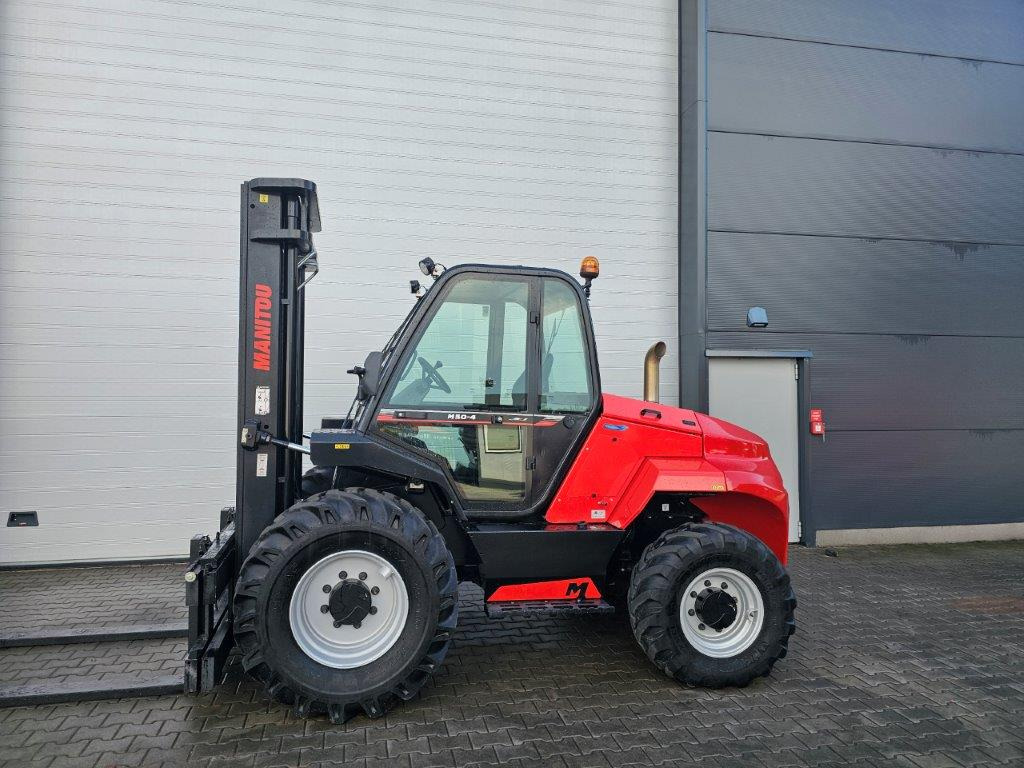Manitou M50-4D - TRIPLEX- 4x4 - 越野叉车:图1 Manitou M50-4D - TRIPLEX- 4x4 - 越野叉车:图1