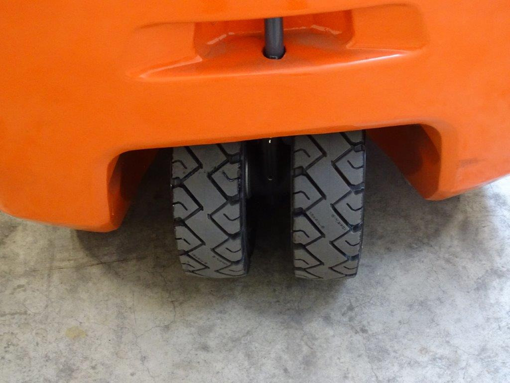 Toyota 8FBEK16T - DEMO - TRIPLEX - 电动叉车:图2 Toyota 8FBEK16T - DEMO - TRIPLEX - 电动叉车:图2