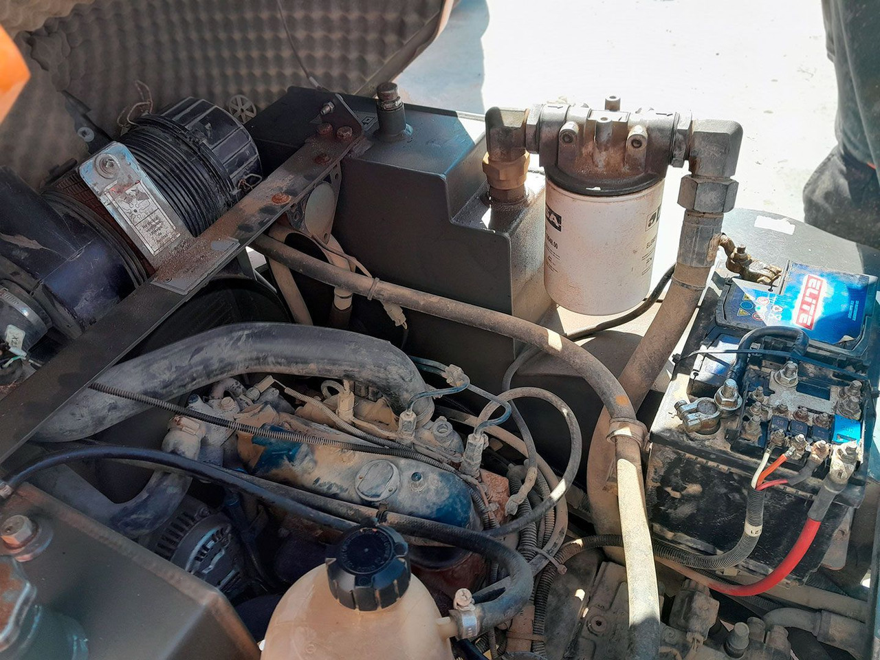 AUSA D150AHG - 小型自卸车:图2 AUSA D150AHG - 小型自卸车:图2