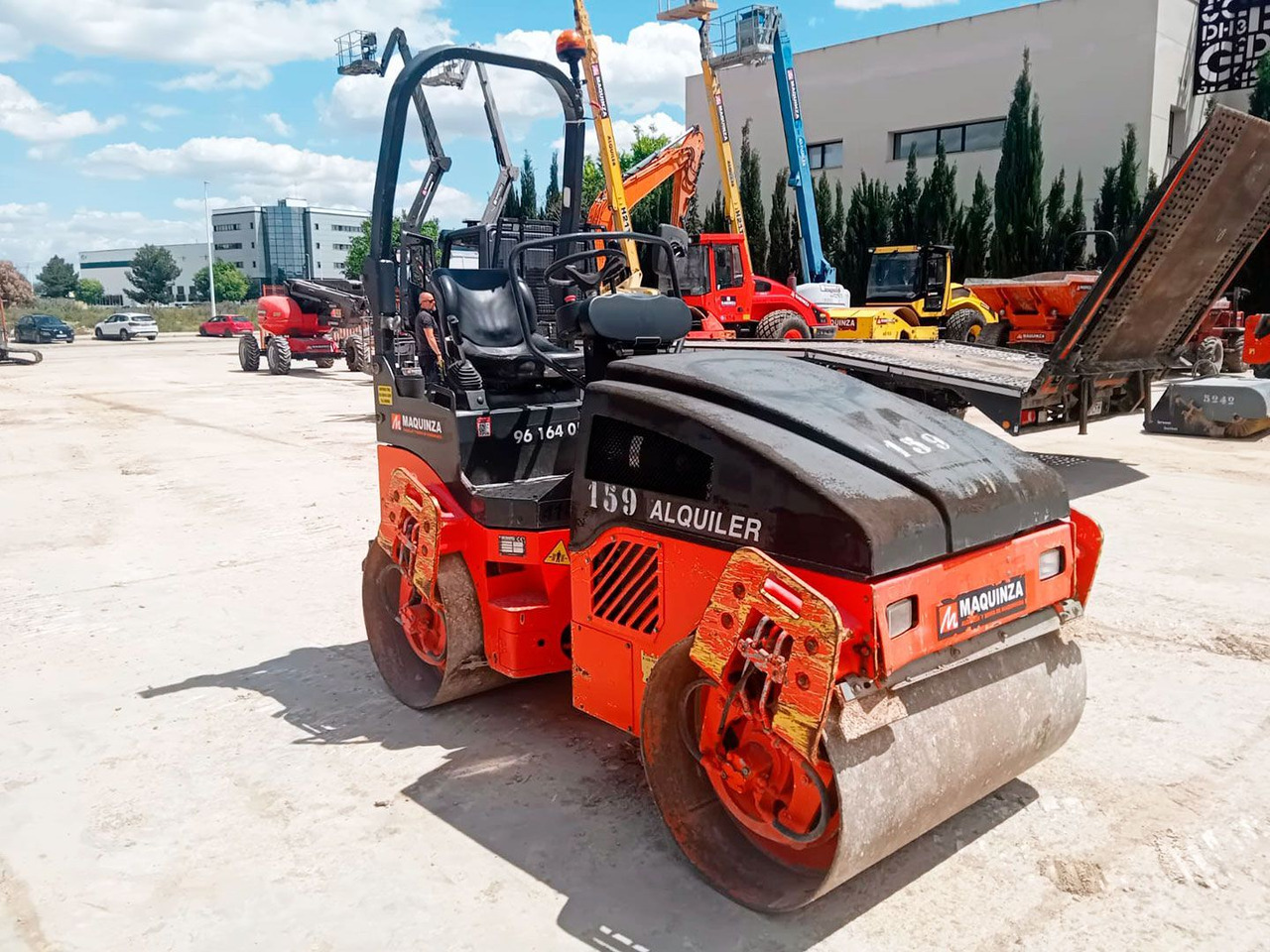 BOMAG BW120AD4 - 压路机:图1 BOMAG BW120AD4 - 压路机:图1