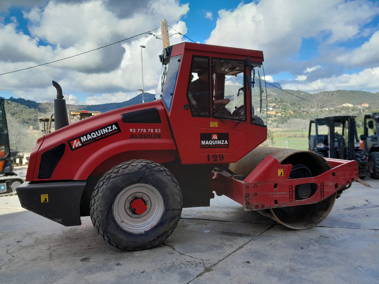 BOMAG BW177D4 - 压实机:图1 BOMAG BW177D4 - 压实机:图1