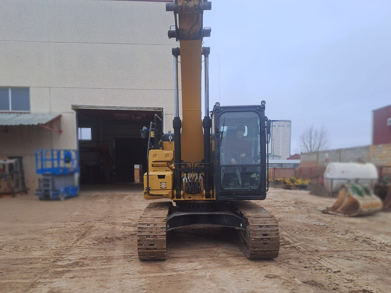 CATERPILLAR 323FLN IHC - 履带式挖掘机:图2 CATERPILLAR 323FLN IHC - 履带式挖掘机:图2