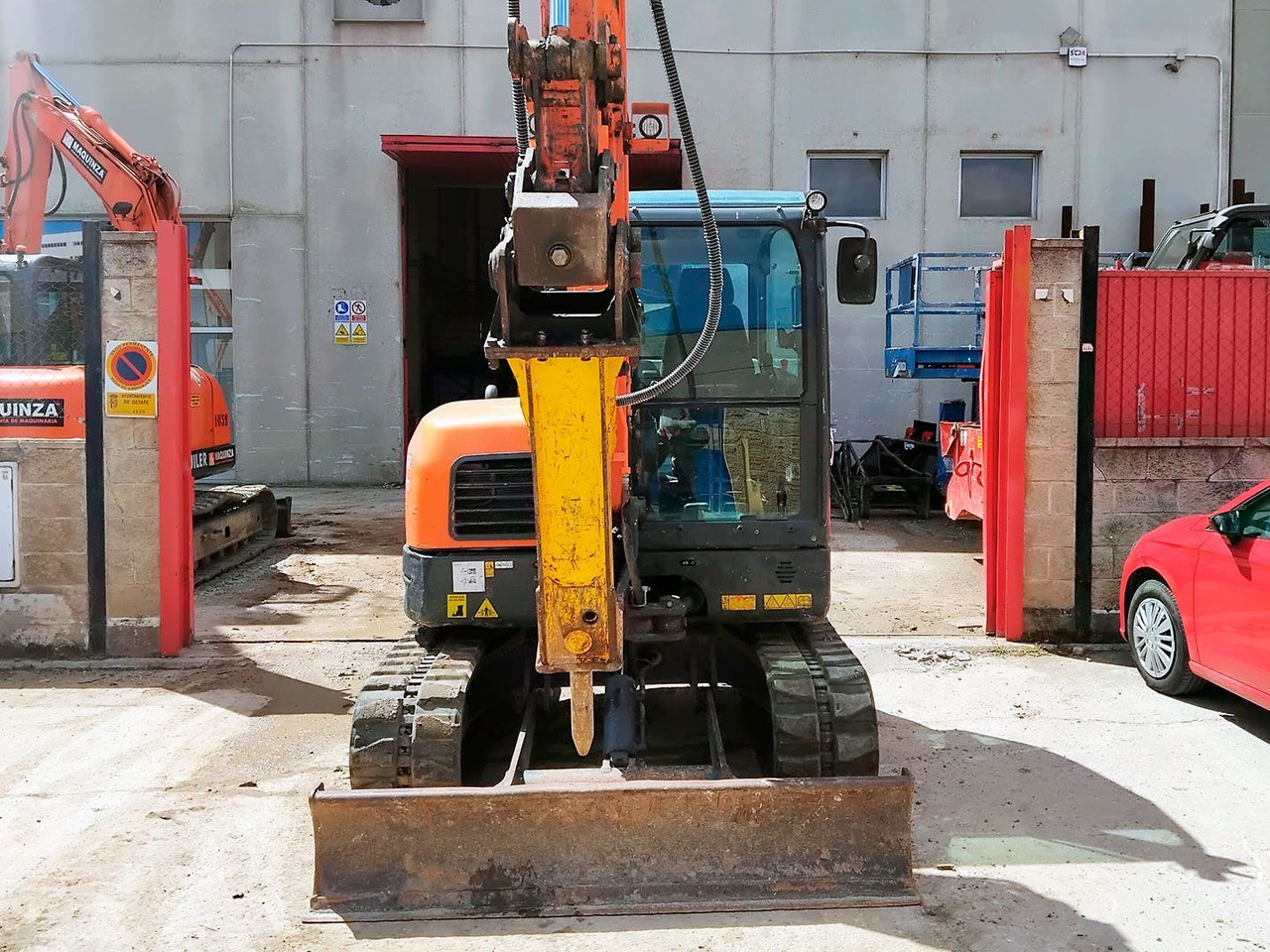 DOOSAN DX62R-3 - 小型挖掘机:图4 DOOSAN DX62R-3 - 小型挖掘机:图4
