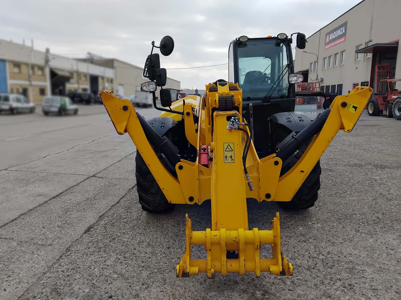 JCB 540.180 - 伸缩臂叉装车:图3 JCB 540.180 - 伸缩臂叉装车:图3