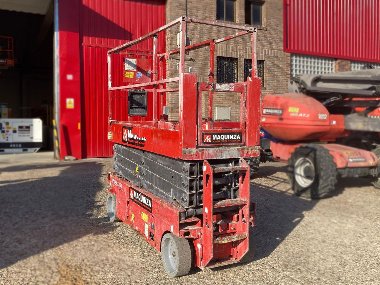 MANITOU 100SEC - 剪式升降机:图3 MANITOU 100SEC - 剪式升降机:图3