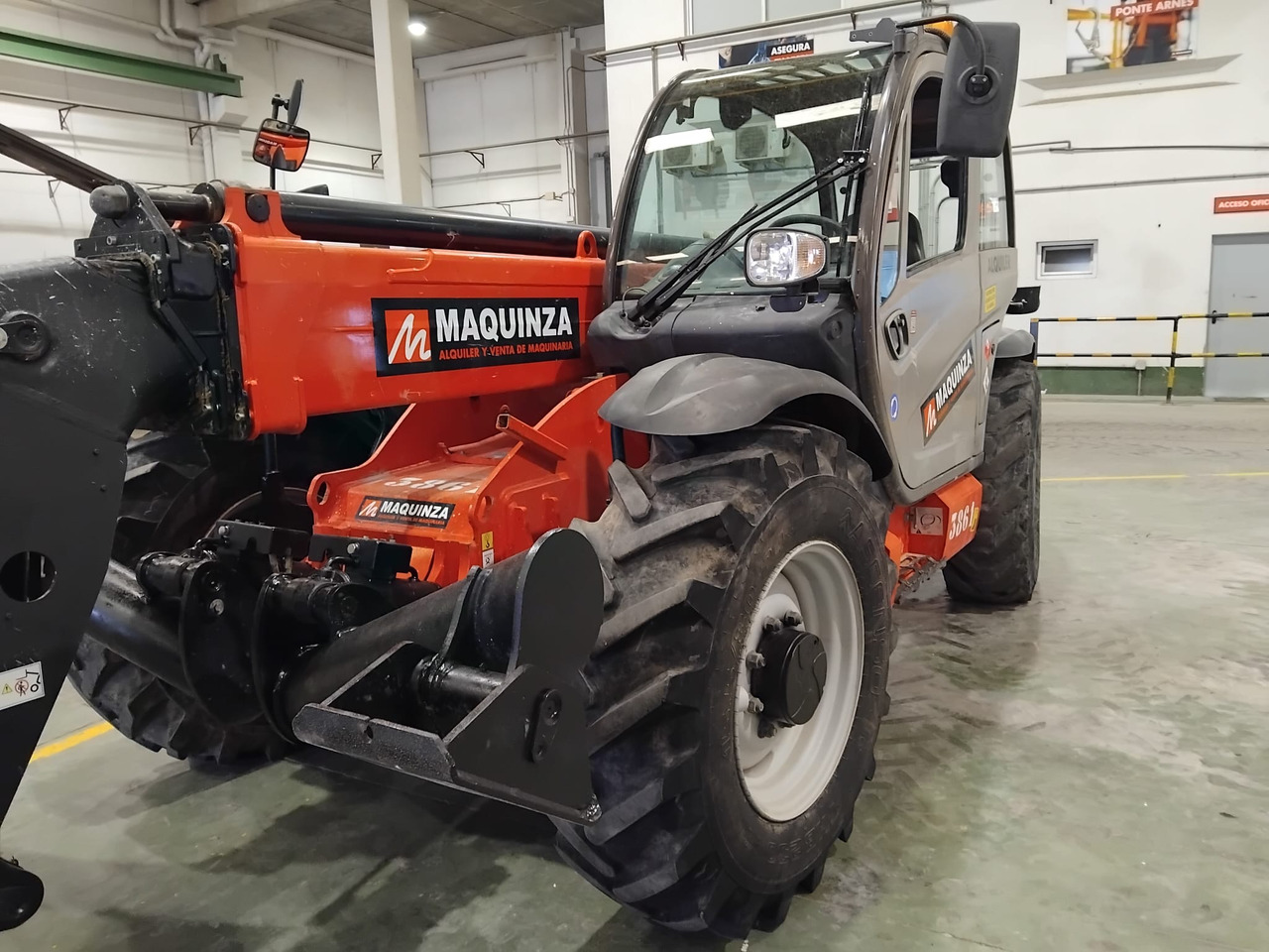 MANITOU MT1335 EASY - 伸缩臂叉装车:图3 MANITOU MT1335 EASY - 伸缩臂叉装车:图3