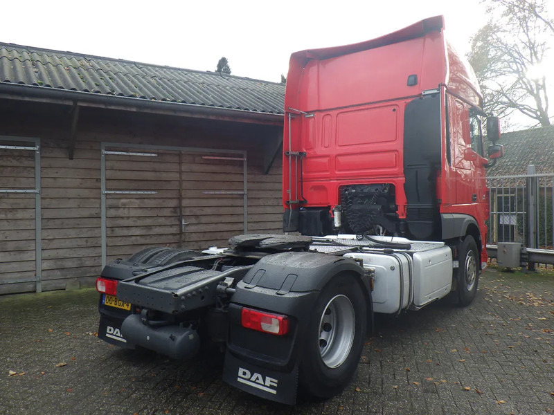 DAF XF 106.440 Super Space Cab/ Smart Tacho 2 / 8 Tons Vooras / Kiphydrauliek - 牵引车:图3 DAF XF 106.440 Super Space Cab/ Smart Tacho 2 / 8 Tons Vooras / Kiphydrauliek - 牵引车:图3