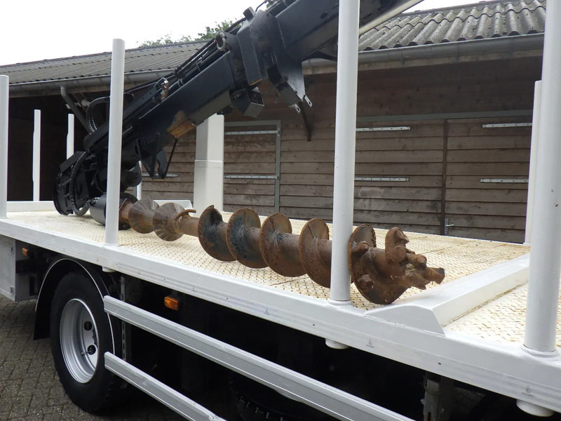 Iveco EuroCargo 140 140-250 / 6 cilinder / Manual /Bladgeveerd / Hiab X-HIDUO 158 Radiografisch / Drilling / Winch - 起重车:图5 Iveco EuroCargo 140 140-250 / 6 cilinder / Manual /Bladgeveerd / Hiab X-HIDUO 158 Radiografisch / Drilling / Winch - 起重车:图5