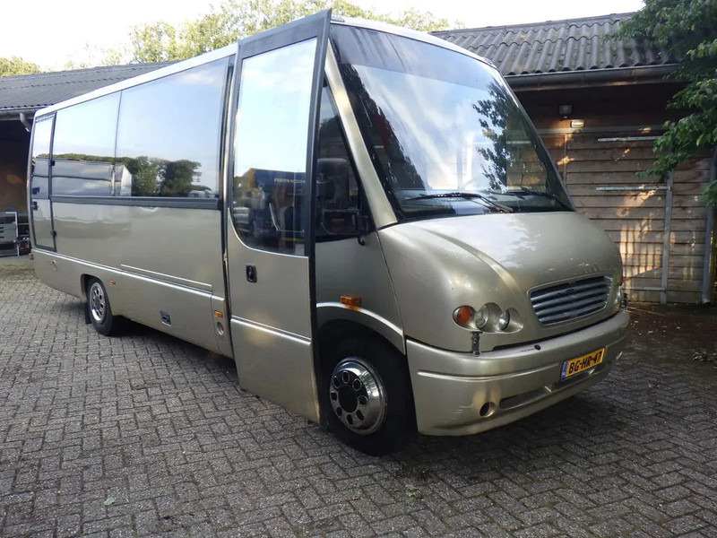 Mercedes-Benz 814 D Touringcar / 26 persoons 814 D Touringcar / 26 persoons Bladgeveerd / Manual - 汽车:图2 Mercedes-Benz 814 D Touringcar / 26 persoons 814 D Touringcar / 26 persoons Bladgeveerd / Manual - 汽车:图2