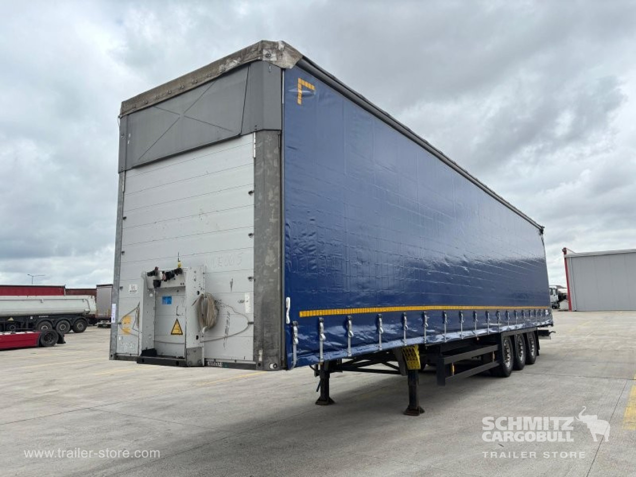 SCHMITZ Curtainsider Varios - 侧帘半拖车:图4 SCHMITZ Curtainsider Varios - 侧帘半拖车:图4