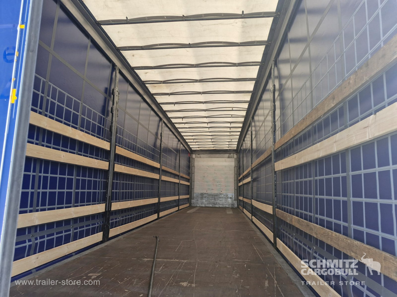 SCHMITZ Curtainsider Varios - 侧帘半拖车:图2 SCHMITZ Curtainsider Varios - 侧帘半拖车:图2