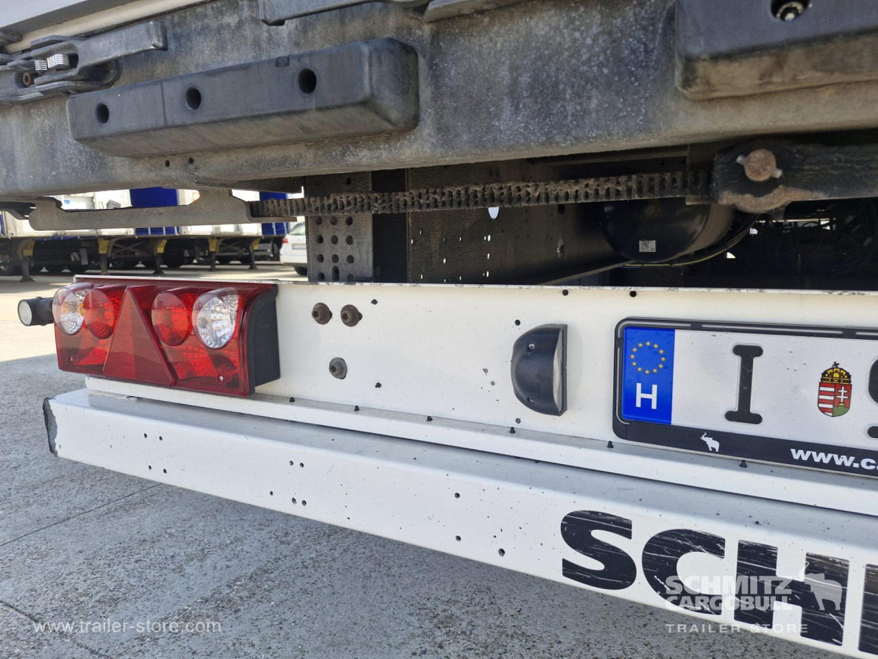 SCHMITZ Curtainsider Varios - 侧帘半拖车:图3 SCHMITZ Curtainsider Varios - 侧帘半拖车:图3