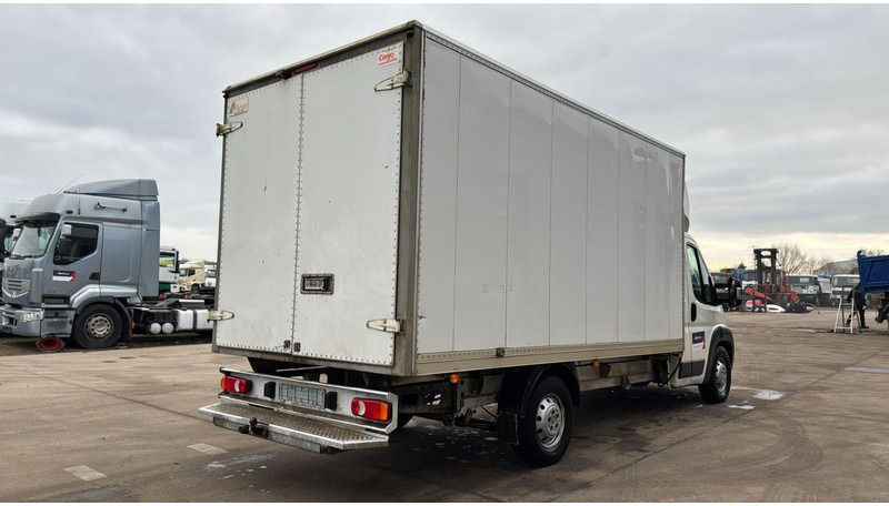 Citroën Jumper (3.0L / 180PS / EURO 5 / N1 / BELGIAN VAN) - 厢式货车:图4 Citroën Jumper (3.0L / 180PS / EURO 5 / N1 / BELGIAN VAN) - 厢式货车:图4