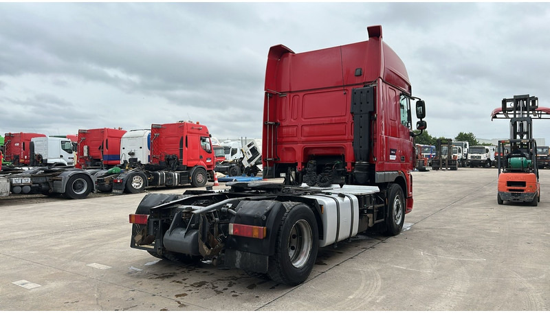 DAF 105 XF 460 (BOITE MANUELLE / MANUAL GEARBOX / TRES PROPRE) - 牵引车:图5 DAF 105 XF 460 (BOITE MANUELLE / MANUAL GEARBOX / TRES PROPRE) - 牵引车:图5