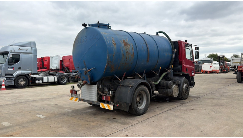 DAF 75 ATI 270 (10500 L / MANUAL PUMP / MANUAL GEARBOX / STEEL SUSP. / LAMES / POMPE MANUELLE) - 真空车:图4 DAF 75 ATI 270 (10500 L / MANUAL PUMP / MANUAL GEARBOX / STEEL SUSP. / LAMES / POMPE MANUELLE) - 真空车:图4
