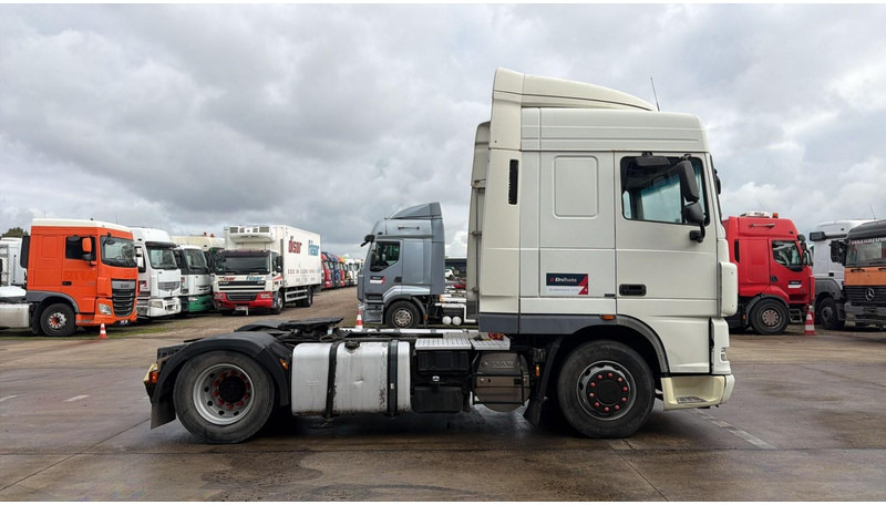 DAF XF 105.410 (BOITE MANUELLE / MANUAL GEARBOX) - 牵引车:图3 DAF XF 105.410 (BOITE MANUELLE / MANUAL GEARBOX) - 牵引车:图3