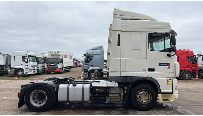 DAF XF 105.460 (BOITE MANUELLE / MANUAL GEARBOX) - 牵引车:图3 DAF XF 105.460 (BOITE MANUELLE / MANUAL GEARBOX) - 牵引车:图3