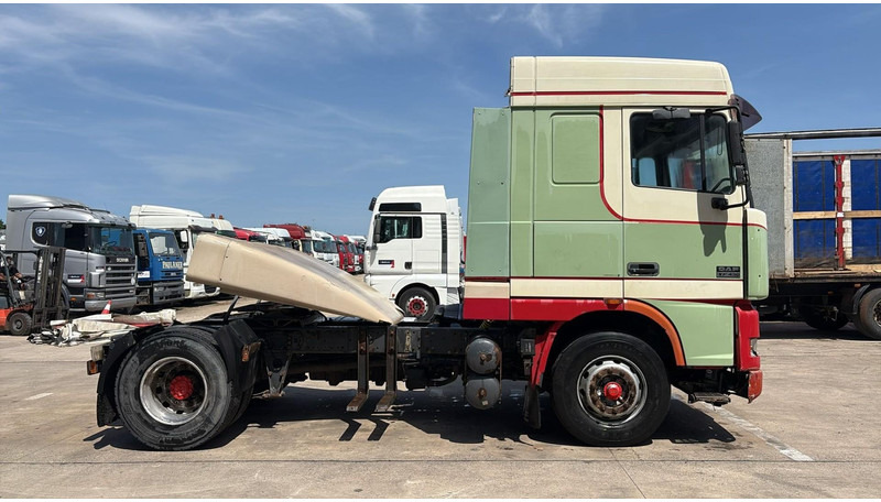 DAF XF 95.430 (EURO 3 / BOITE MANUELLE / MANUAL GEARBOX) - 牵引车:图4 DAF XF 95.430 (EURO 3 / BOITE MANUELLE / MANUAL GEARBOX) - 牵引车:图4