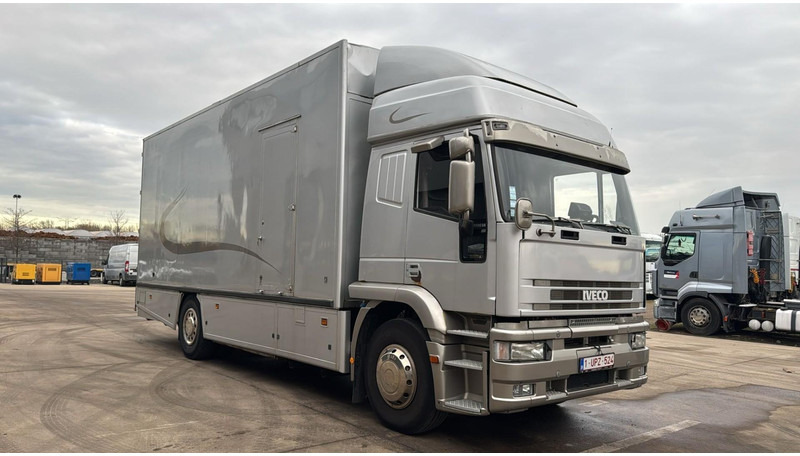 Iveco Eurotech 190 E 38 (BELGIAN TRUCK / PERFECT CONDITION / MANUAL PUMP / MANUAL GEARBOX) - 厢式卡车:图3 Iveco Eurotech 190 E 38 (BELGIAN TRUCK / PERFECT CONDITION / MANUAL PUMP / MANUAL GEARBOX) - 厢式卡车:图3