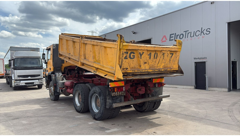 Iveco Eurotrakker 260 E 34 (POMPE MANUELLE / 6X6 / LAMES / GRAND PONT / STEEL SUSP. / MANUAL PUMP) - 翻斗车:图4 Iveco Eurotrakker 260 E 34 (POMPE MANUELLE / 6X6 / LAMES / GRAND PONT / STEEL SUSP. / MANUAL PUMP) - 翻斗车:图4