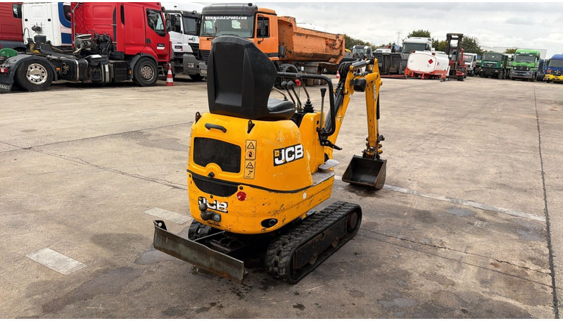 JCB 8008 (BE MACHINE / TOP CONDITION / 1898 H) - 小型挖掘机:图5 JCB 8008 (BE MACHINE / TOP CONDITION / 1898 H) - 小型挖掘机:图5