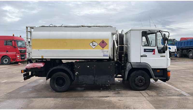 MAN 10.153 (7500L / FULL STEEL / LAMES / BOITE MANUELLE / MANUAL GEARBOX) - 罐车:图3 MAN 10.153 (7500L / FULL STEEL / LAMES / BOITE MANUELLE / MANUAL GEARBOX) - 罐车:图3
