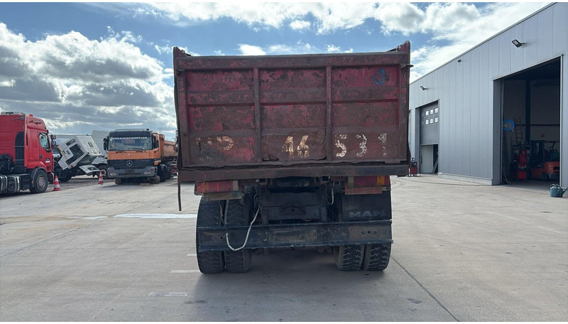 MAN 35.372 (MANUAL PUMP / 6 CYLINDER / BIG AXLE / STEEL SUSP.) - 翻斗车:图5 MAN 35.372 (MANUAL PUMP / 6 CYLINDER / BIG AXLE / STEEL SUSP.) - 翻斗车:图5