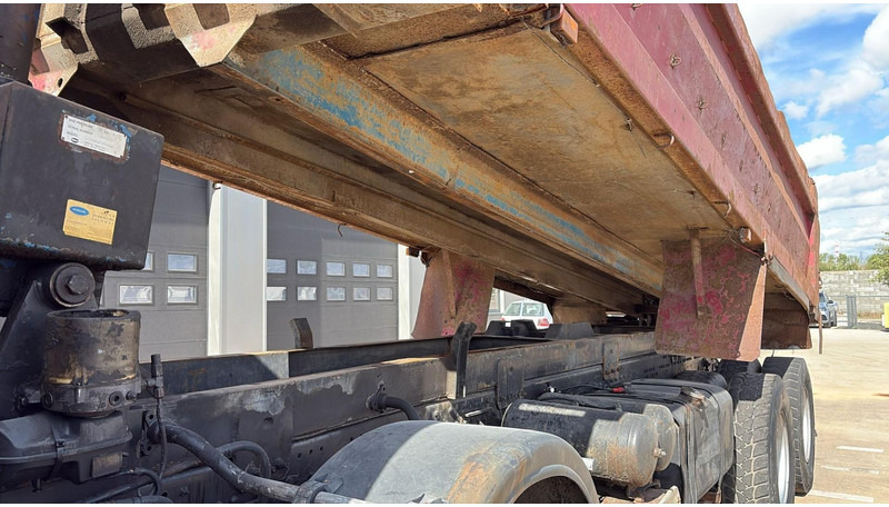 翻斗车 MAN 35.372 (MANUAL PUMP / 6 CYLINDER / BIG AXLE / STEEL SUSP.):图17 翻斗车 MAN 35.372 (MANUAL PUMP / 6 CYLINDER / BIG AXLE / STEEL SUSP.):图17