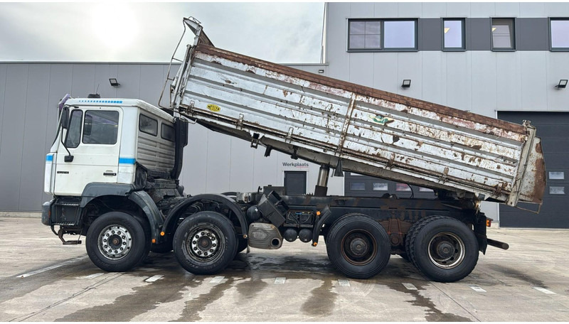 翻斗车 MAN 41.414 (6 CYLINDER / STEEL SUSP. / LAMES / BIG AXLE / GRAND PONT)：图11