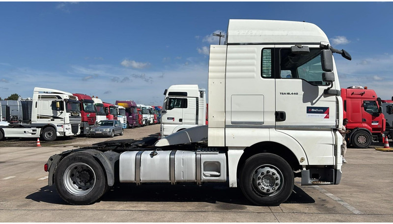 MAN TGA 18.440 (BOITE MANUELLE / MANUAL GEARBOX) - 牵引车:图3 MAN TGA 18.440 (BOITE MANUELLE / MANUAL GEARBOX) - 牵引车:图3