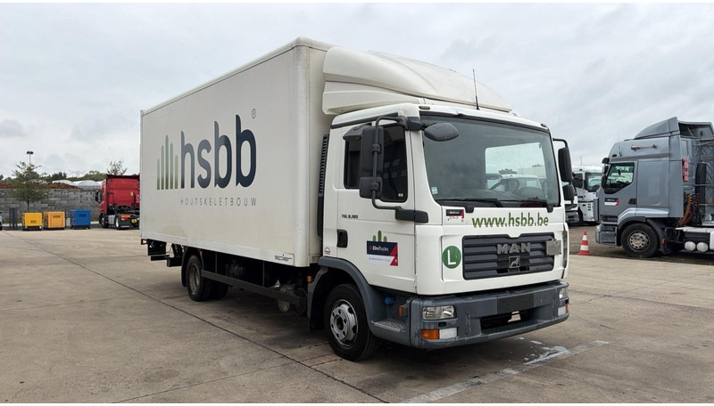 MAN TGL 8.180 (BELGIAN TRUCK / PERFECT CONDITION / MANUAL GEARBOX / LAMES / STEEL SUSP.) - 厢式卡车:图3 MAN TGL 8.180 (BELGIAN TRUCK / PERFECT CONDITION / MANUAL GEARBOX / LAMES / STEEL SUSP.) - 厢式卡车:图3