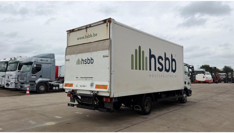 MAN TGL 8.180 (BELGIAN TRUCK / PERFECT CONDITION / MANUAL GEARBOX / LAMES / STEEL SUSP.) - 厢式卡车:图4 MAN TGL 8.180 (BELGIAN TRUCK / PERFECT CONDITION / MANUAL GEARBOX / LAMES / STEEL SUSP.) - 厢式卡车:图4