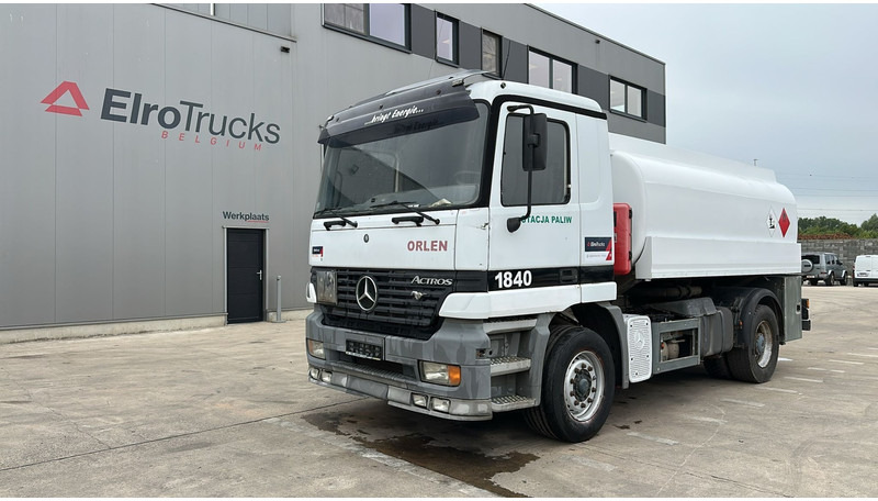 Mercedes-Benz Actros 1840 (EPS / 13650L / LAMES DEVANT / FRONT STEEL / V6 / 3 PEDALES) - 罐车:图1 Mercedes-Benz Actros 1840 (EPS / 13650L / LAMES DEVANT / FRONT STEEL / V6 / 3 PEDALES) - 罐车:图1
